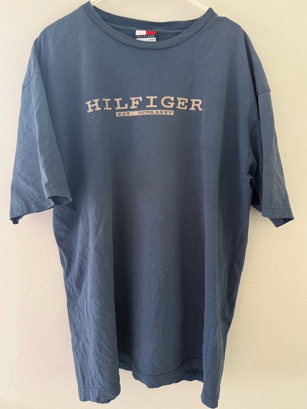 Vintage Y2K Tommy Hilfiger Tshirt